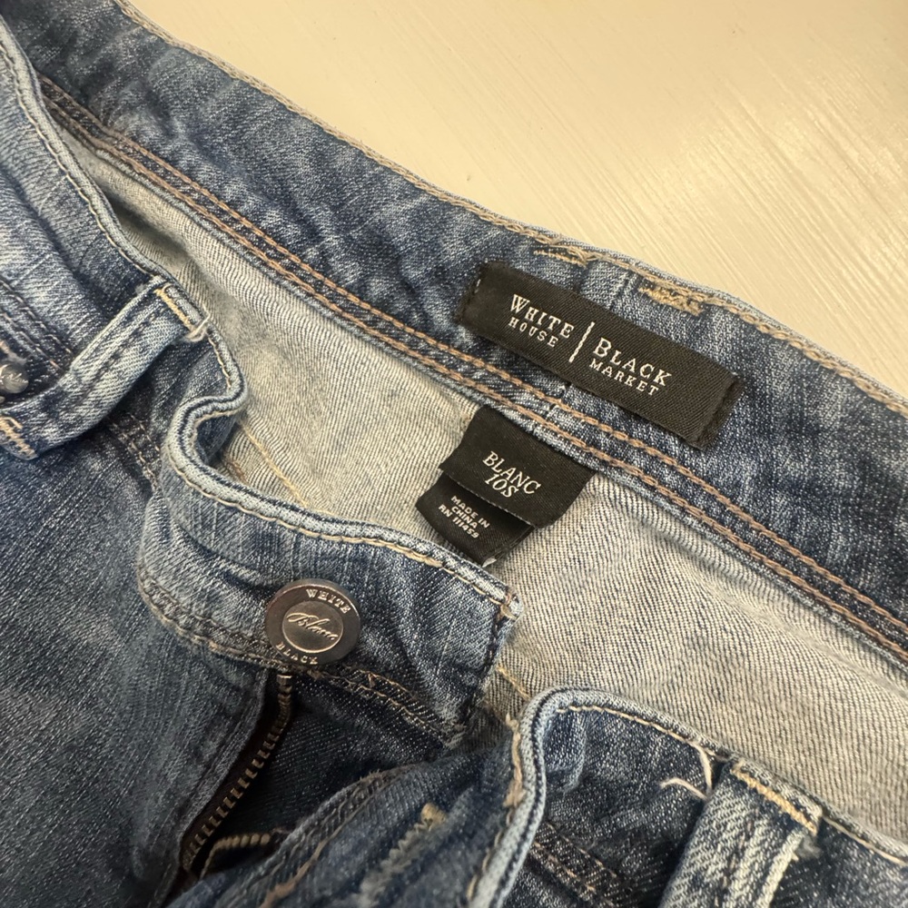 White House Black Market Women's Jeans - Picture 5 of 6